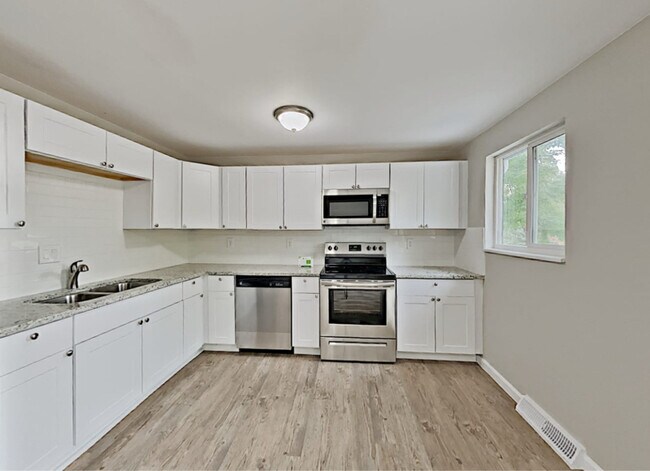 Building Photo - 10433 Jellison Way