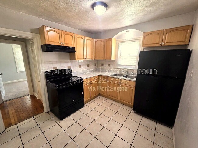 Foto del edificio - 5361 Wilborn Dr