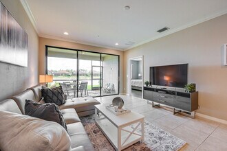 Building Photo - 9413 Terresina Dr