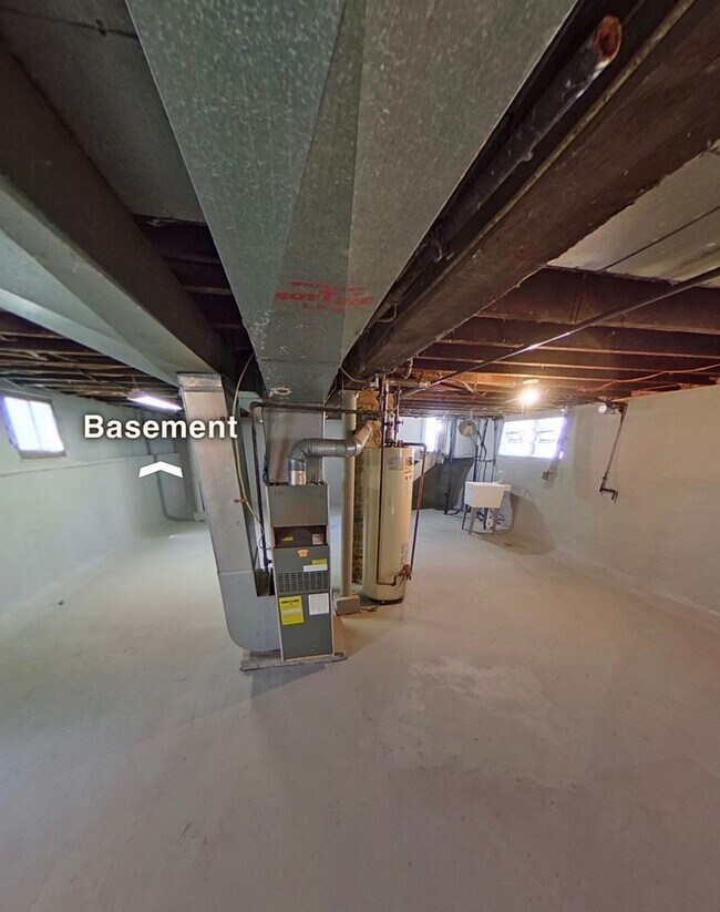 Building Photo - 42 Bickford Ave
