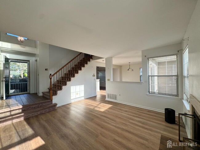 Building Photo - 396 Terrace Ln