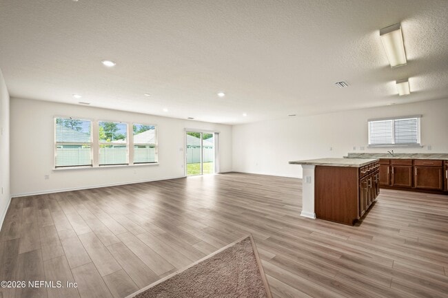 Building Photo - 12856 Buckhorn Ln