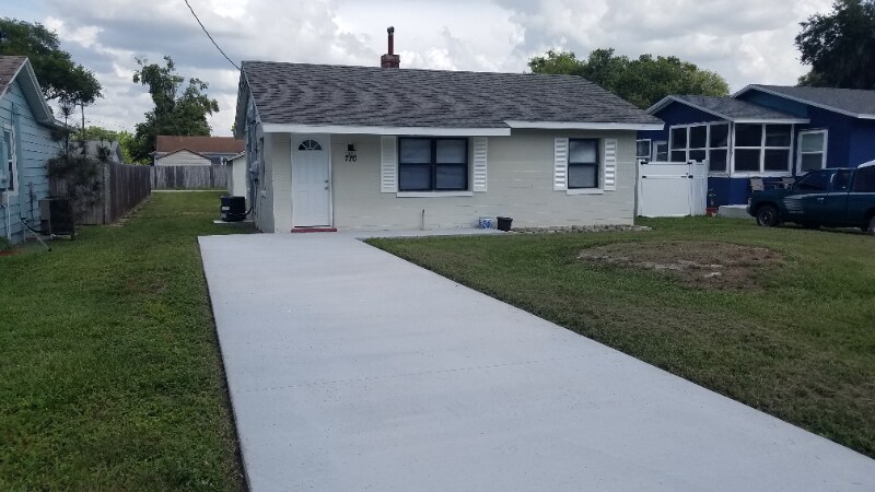 Foto principal - 710 N Rockingham Ave