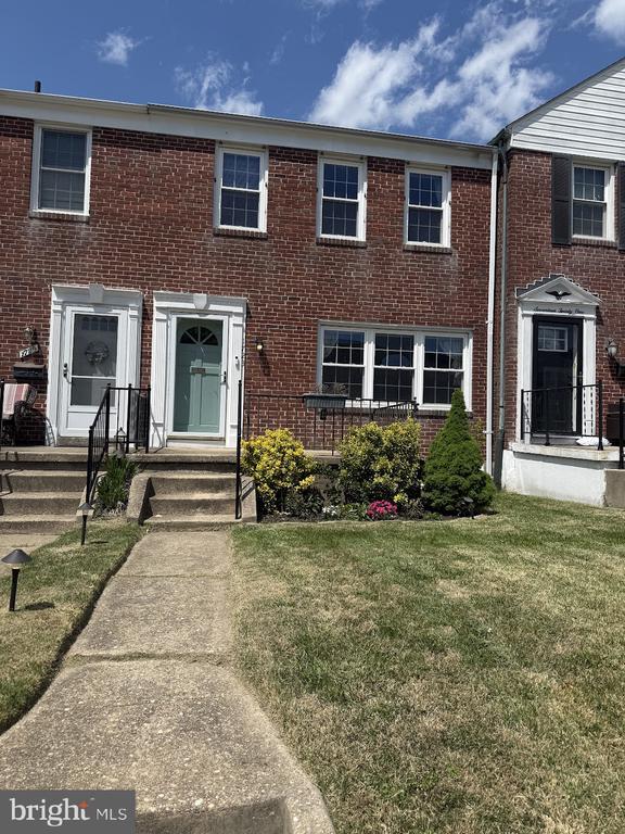 Primary Photo - 1723 Edgewood Rd