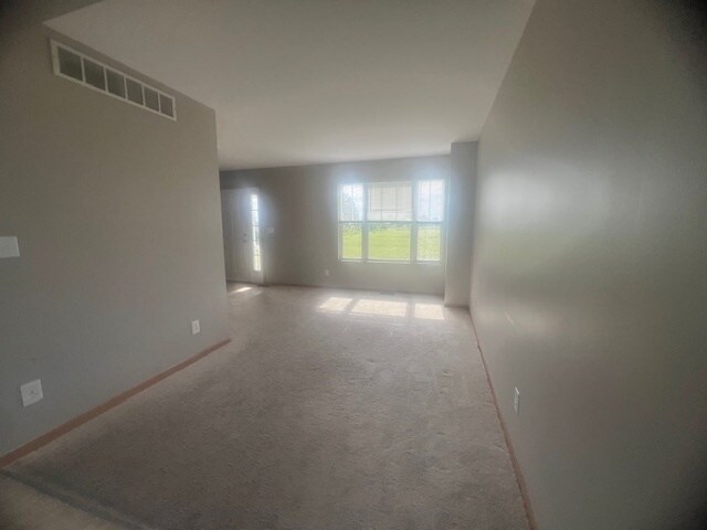 Building Photo - 128 Robinson Ave
