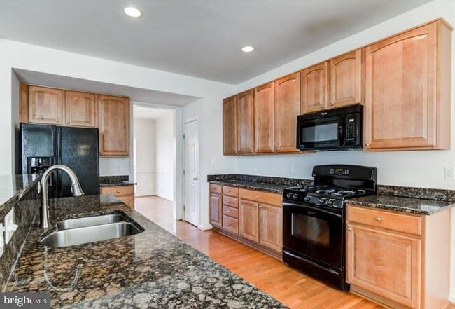 Foto del edificio - 2002 Idlewild Blvd