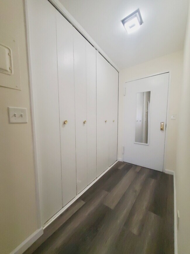 Foto del edificio - 444 Bedford St