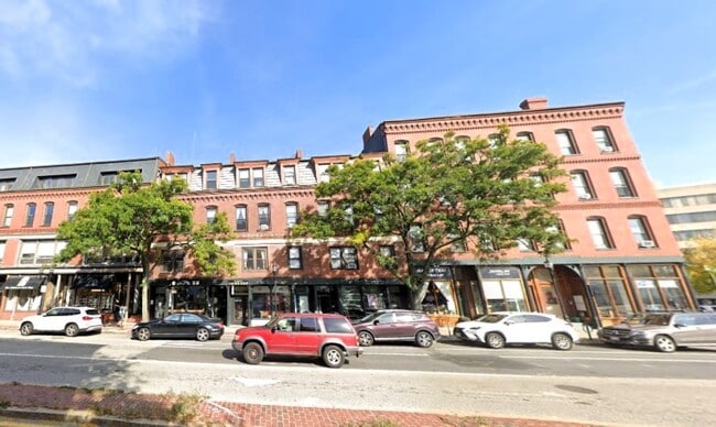 Building Photo - 217 Washington St