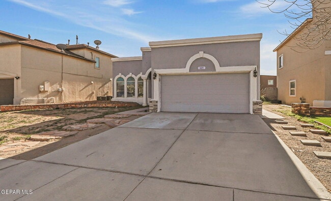 Foto del edificio - 305 De Palma Pl