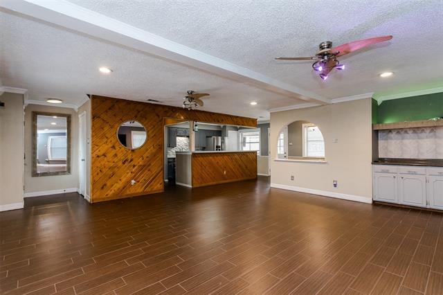 Foto del edificio - 2517 Rosewood Dr