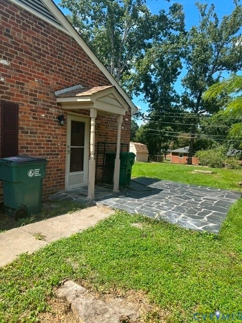 Building Photo - 7806 Dasher Rd