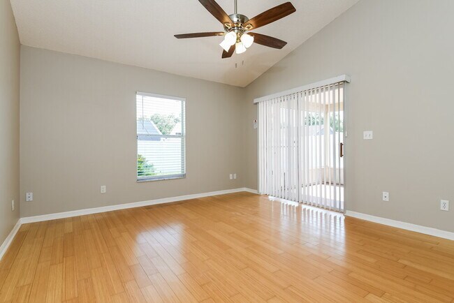 Building Photo - 2658 Winchester Cir