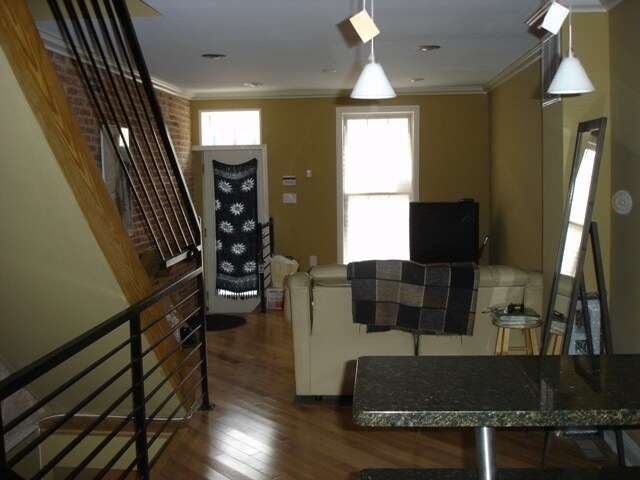 Foto del edificio - 31 N. Streeper St. - Charming 2 bed, 1 ½ b...