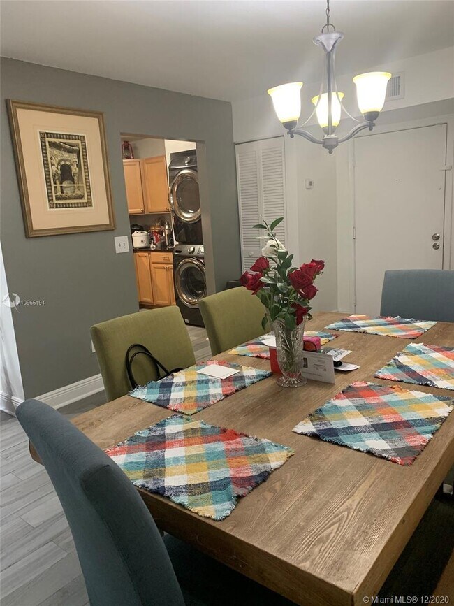 Building Photo - 8620 SW 149th Ave