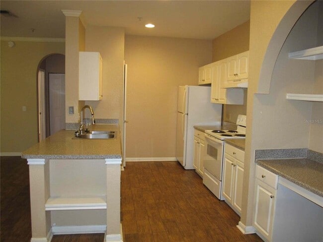 Foto del edificio - 860 N Orange Ave
