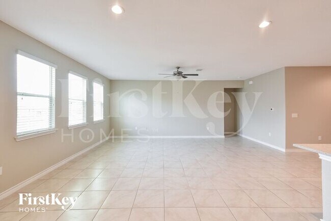 Foto del edificio - 10339 Rosalina Lp