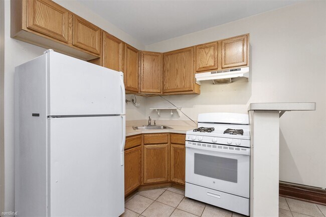Foto del edificio - 2 br, 1 bath Condo - 1719 N Wood St Apt 1