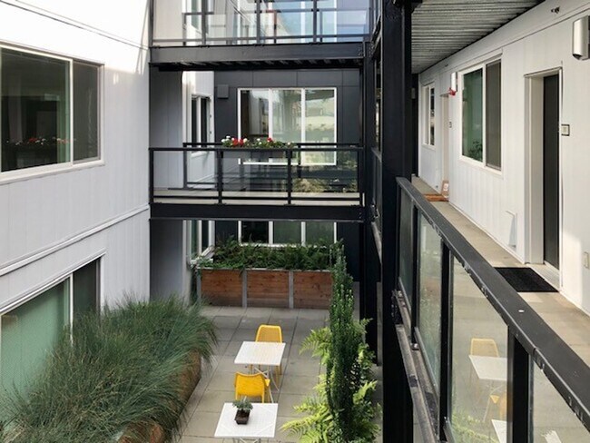 Foto del edificio - 1601 N 45th St