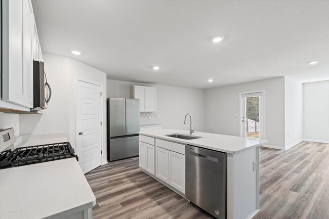 Building Photo - 13581 Paris Cir