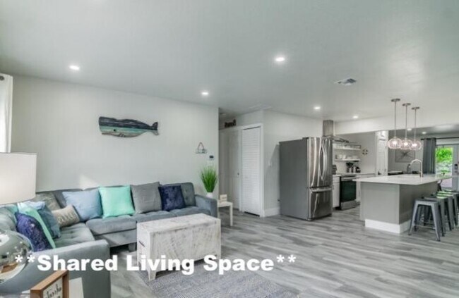 Foto del edificio - bedroom in Beverly Hills CA 90211