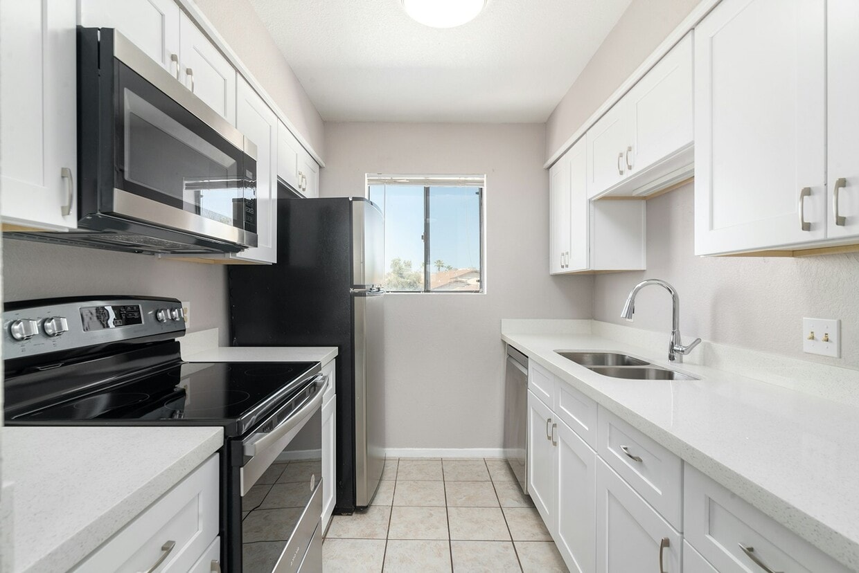Photo - 2704 North Salem, Unit 201
