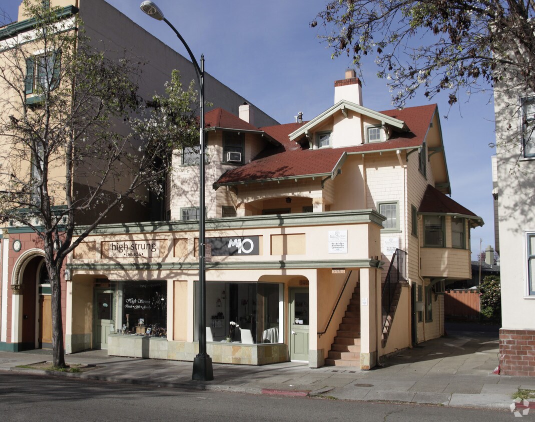 Primary Photo - 5461-5467 College Ave