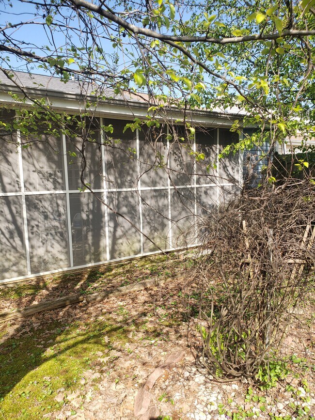 Building Photo - 1264 Greenbrook Ln