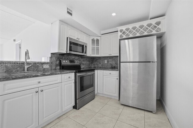 Building Photo - 14155 SW 87th St