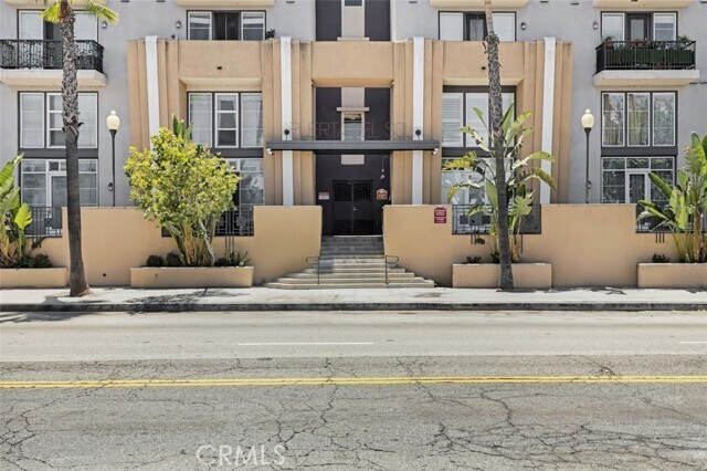 Primary Photo - 360 W Ave 26