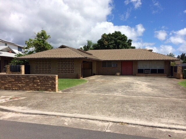 Primary Photo - Spacious 3 Bedroom, 2 Bathroom Single Fami...