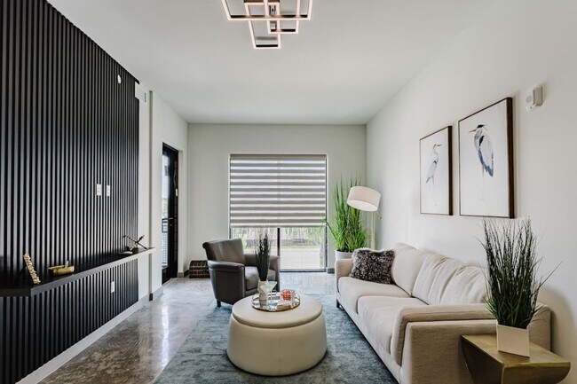 Foto del edificio - 2750 Griffin Rd