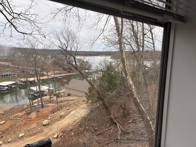 Building Photo - 204 Park Place Dr