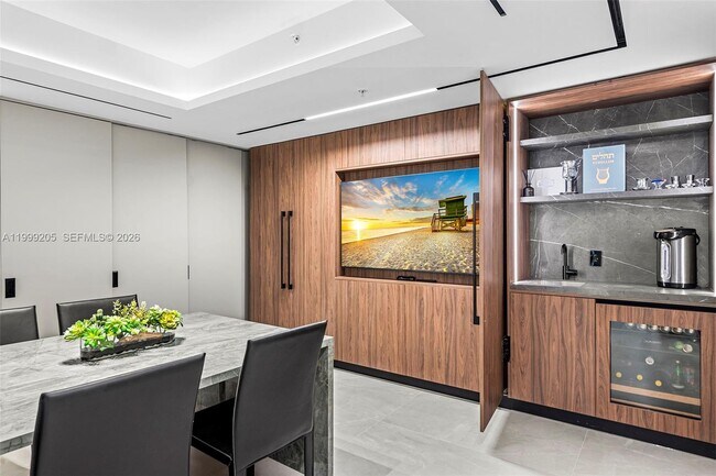 Foto del edificio - 400 Sunny Isles Blvd