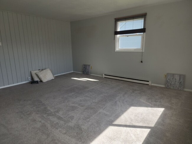 Building Photo - 692-694 Olson Ave