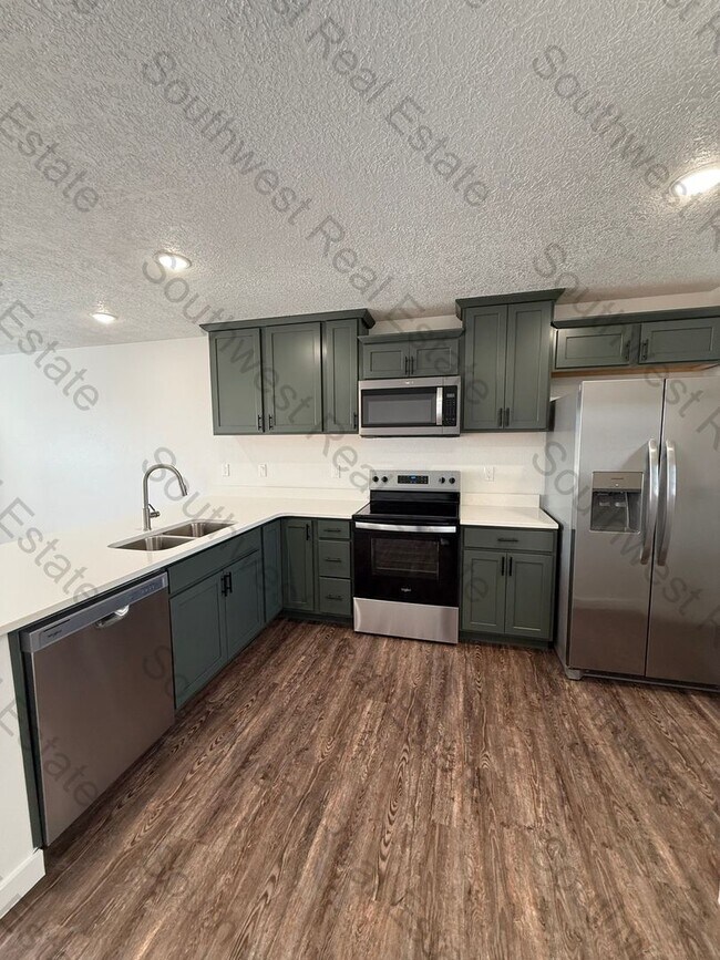 Foto del edificio - 3517 Ethan Ave