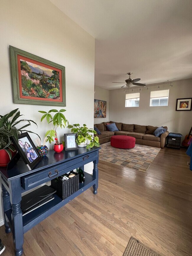 Building Photo - Beautiful 4 BED/3.5 BATH Home in Boulder -...