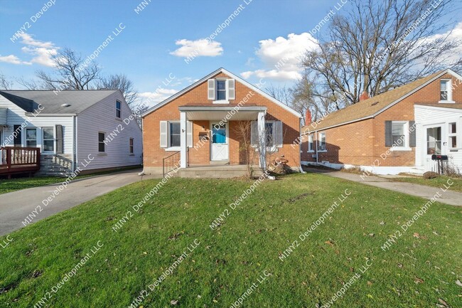 Building Photo - Fully Remodeled 3-Bedroom Brick Bungalow i...