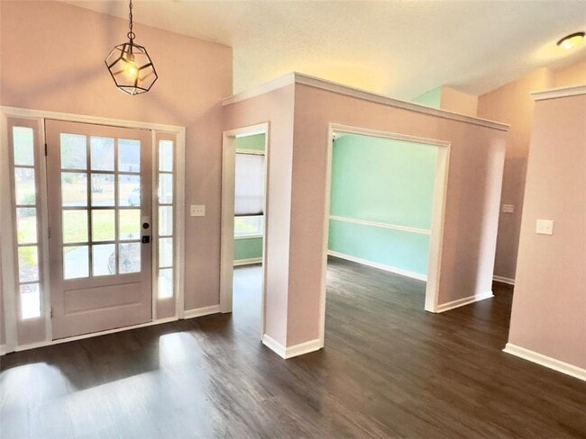 Foto del edificio - 705 Ridgeland Rd