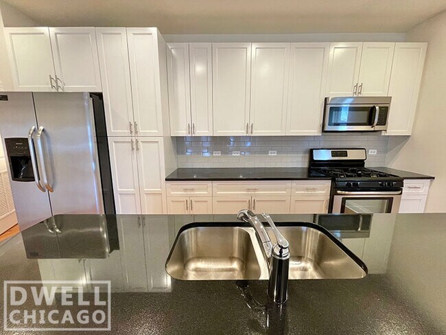 Foto del edificio - 6453 N Newgard Ave