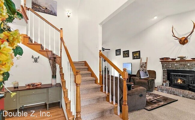 Foto del edificio - 3 br, 2.5 bath House - 646 Eatonville Hwy ...