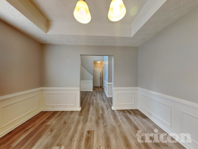 Building Photo - 6793 Chestwood Ln