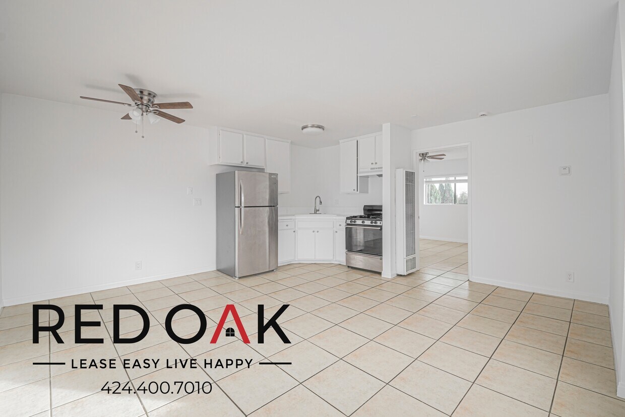 Foto principal - 25108 Normandie Ave