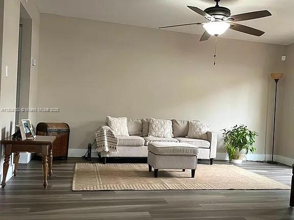 Foto del edificio - 10425 SW 154th Ct