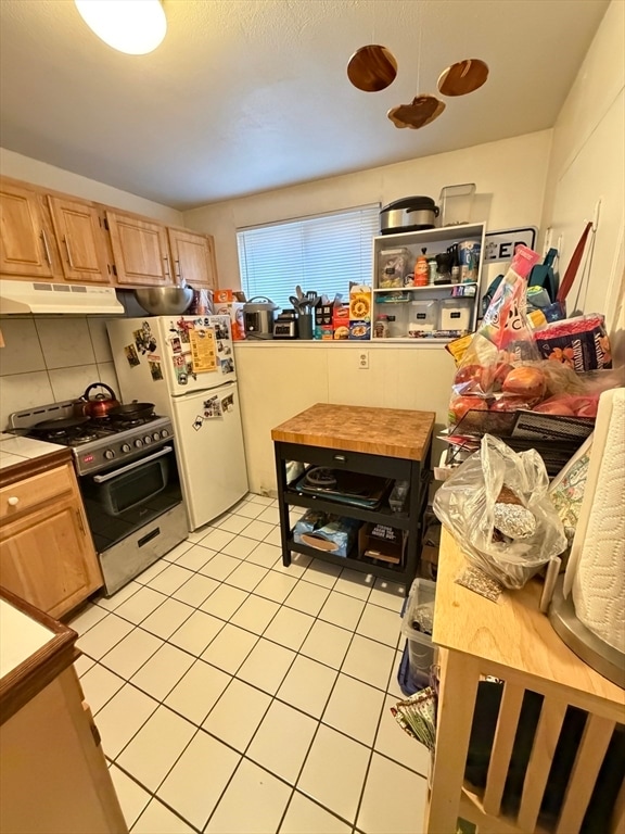 Foto del edificio - 108 Perkins St