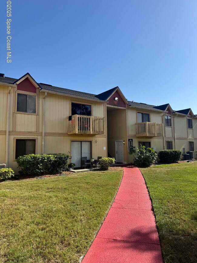 Building Photo - 2160 Forest Knoll Dr NE