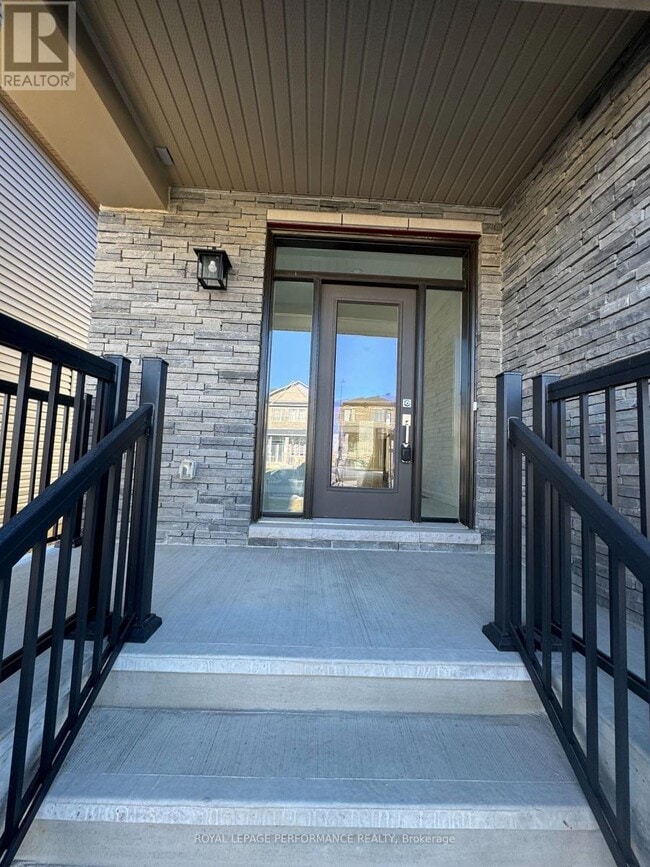 Building Photo - 915 Lakeridge Dr