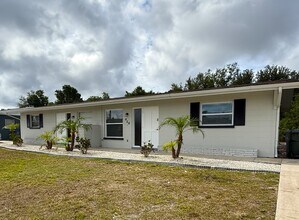 Building Photo - 464 Briarwood Rd
