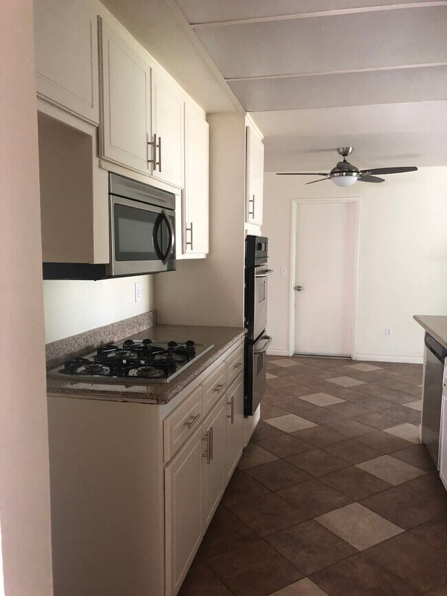 Foto del edificio - 4BD/2BA Moreno Valley Home