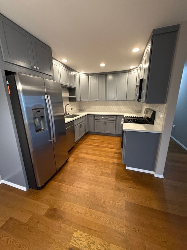 Foto del edificio - Great 55+ Condo