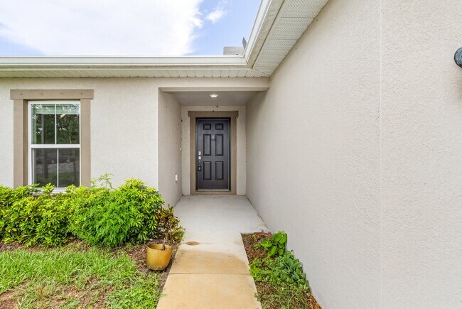 Foto del edificio - Modern Living in Deep Creek – 2020 Built 3BR Half-Duplex